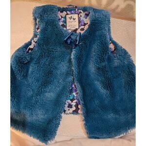 Gymboree faux fur little girl vest
